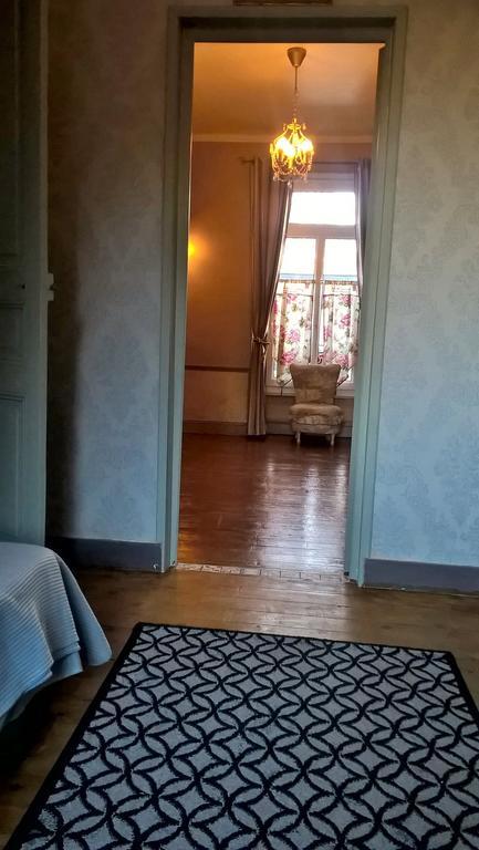Le Clos Manceau Bed & Breakfast Le Mans Dış mekan fotoğraf