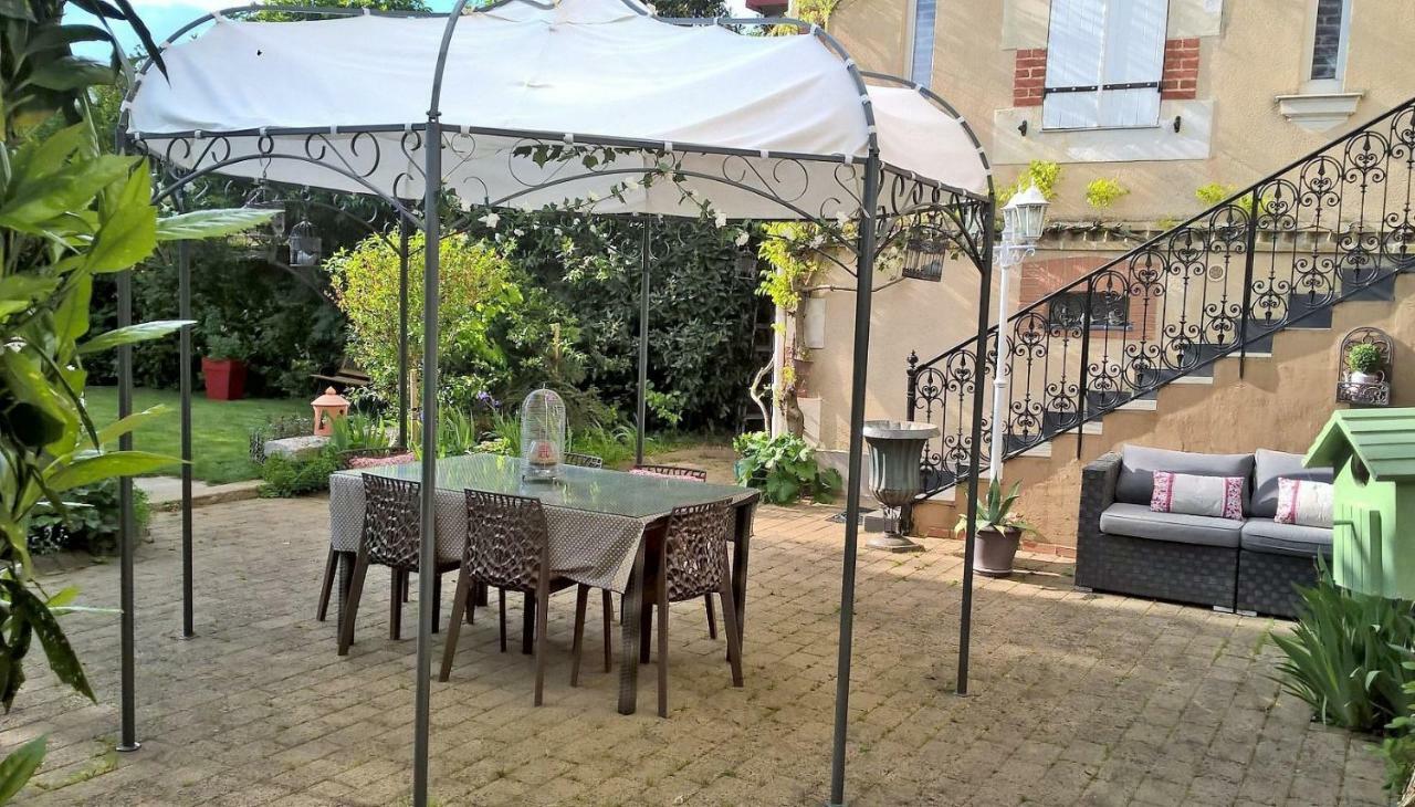 Le Clos Manceau Bed & Breakfast Le Mans Dış mekan fotoğraf